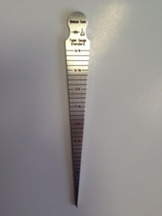 sub 28 a taper gage
